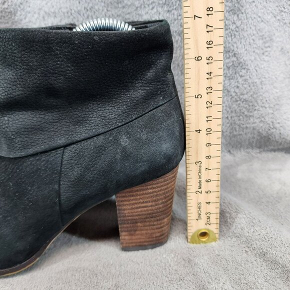 Cole Haan Shoes Womens Size 8.5 Black Leather Side Zip Ankle Booties - Picture 2 of 12
